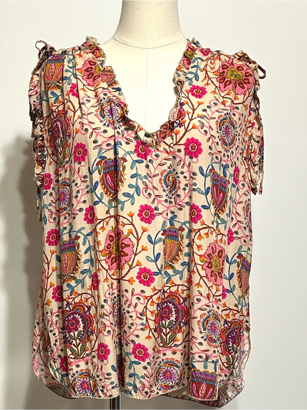 NATURAL LIFE Cream Floral Ruffle Tie-Shoulder Camisole - Pink & Blue Accents